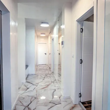 Vip Sea View Апартаменты *